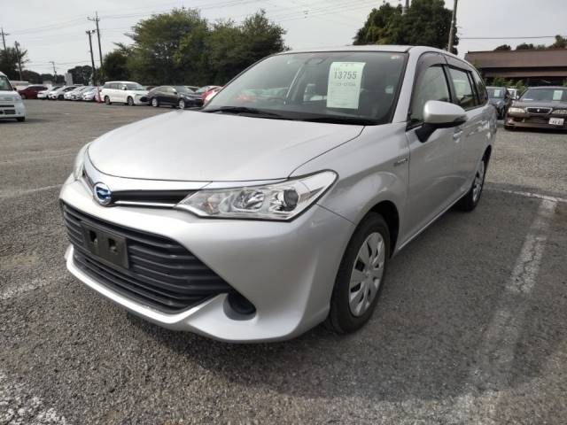 13755 TOYOTA COROLLA FIELDER NKE165G 2016 г. (LUM Tokyo Nyusatsu)